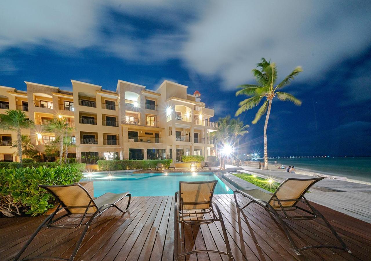 Condo Surf 405 - Luxury Oceanview Beachfront 3 Bedroom With Gym - At El Faro Condos Плая дел Кармен Екстериор снимка