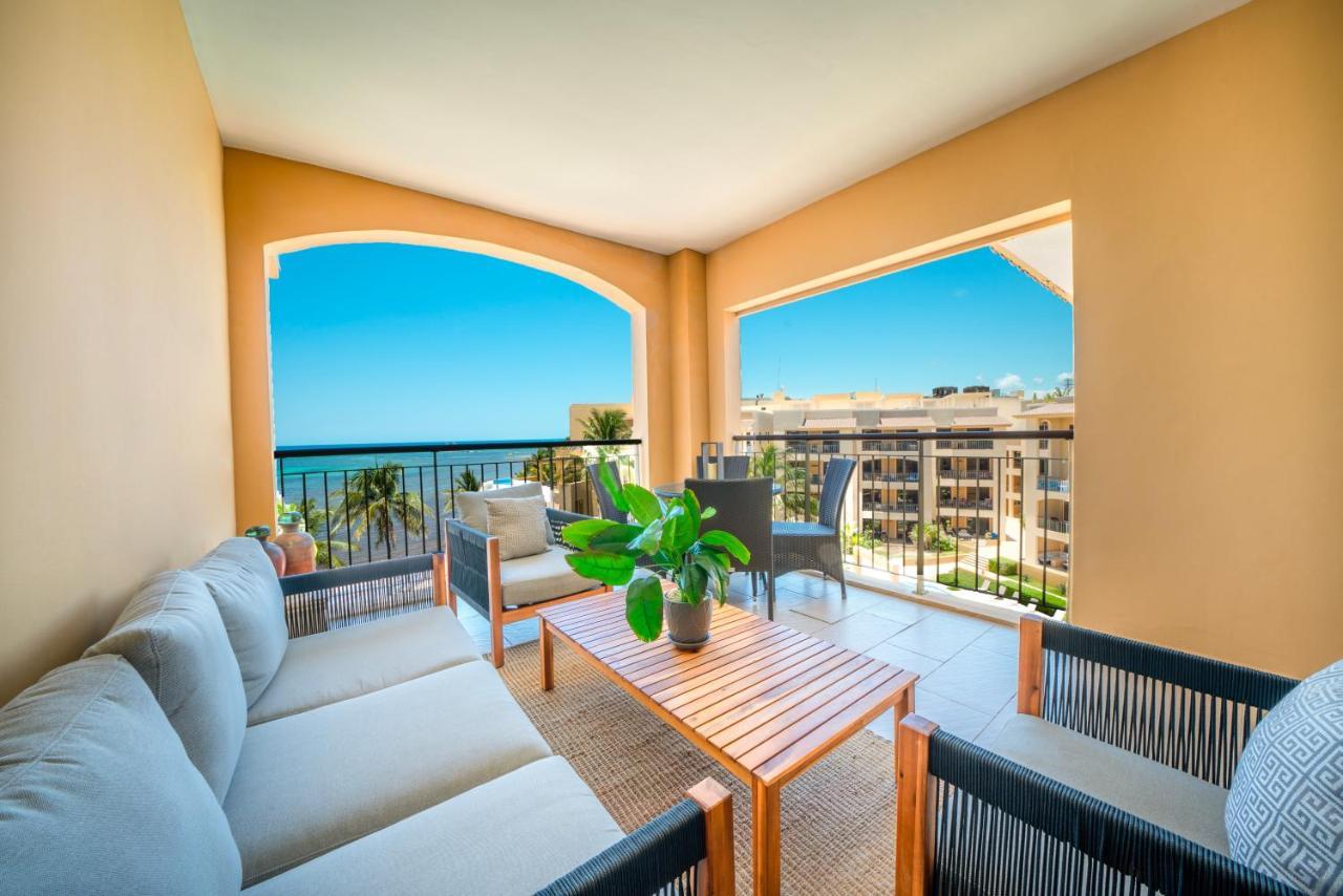Condo Surf 405 - Luxury Oceanview Beachfront 3 Bedroom With Gym - At El Faro Condos Плая дел Кармен Екстериор снимка